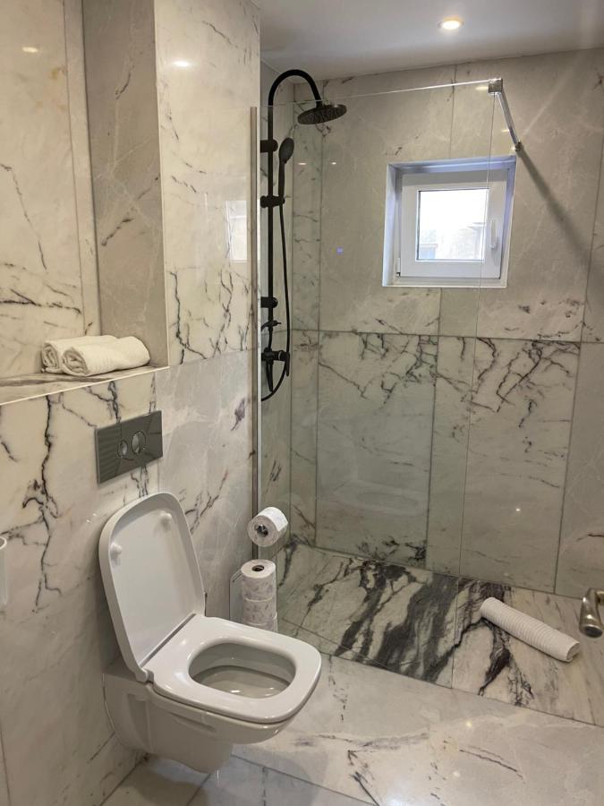 Apartament Emma 트르고비슈테 외부 사진